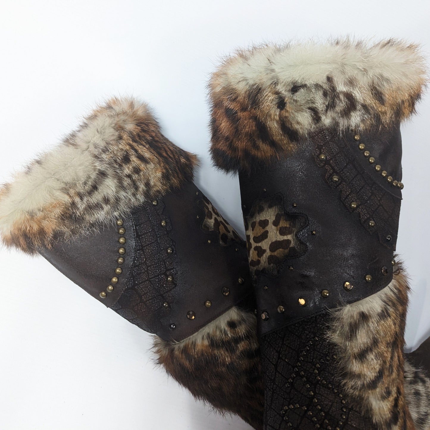 El Dantes Fur Boots - 2 sizes available : 37 & 38