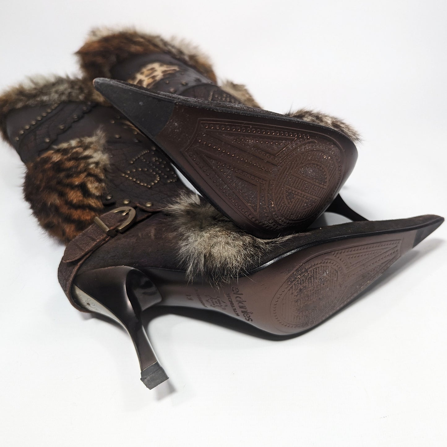 El Dantes Fur Boots - 2 sizes available : 37 & 38