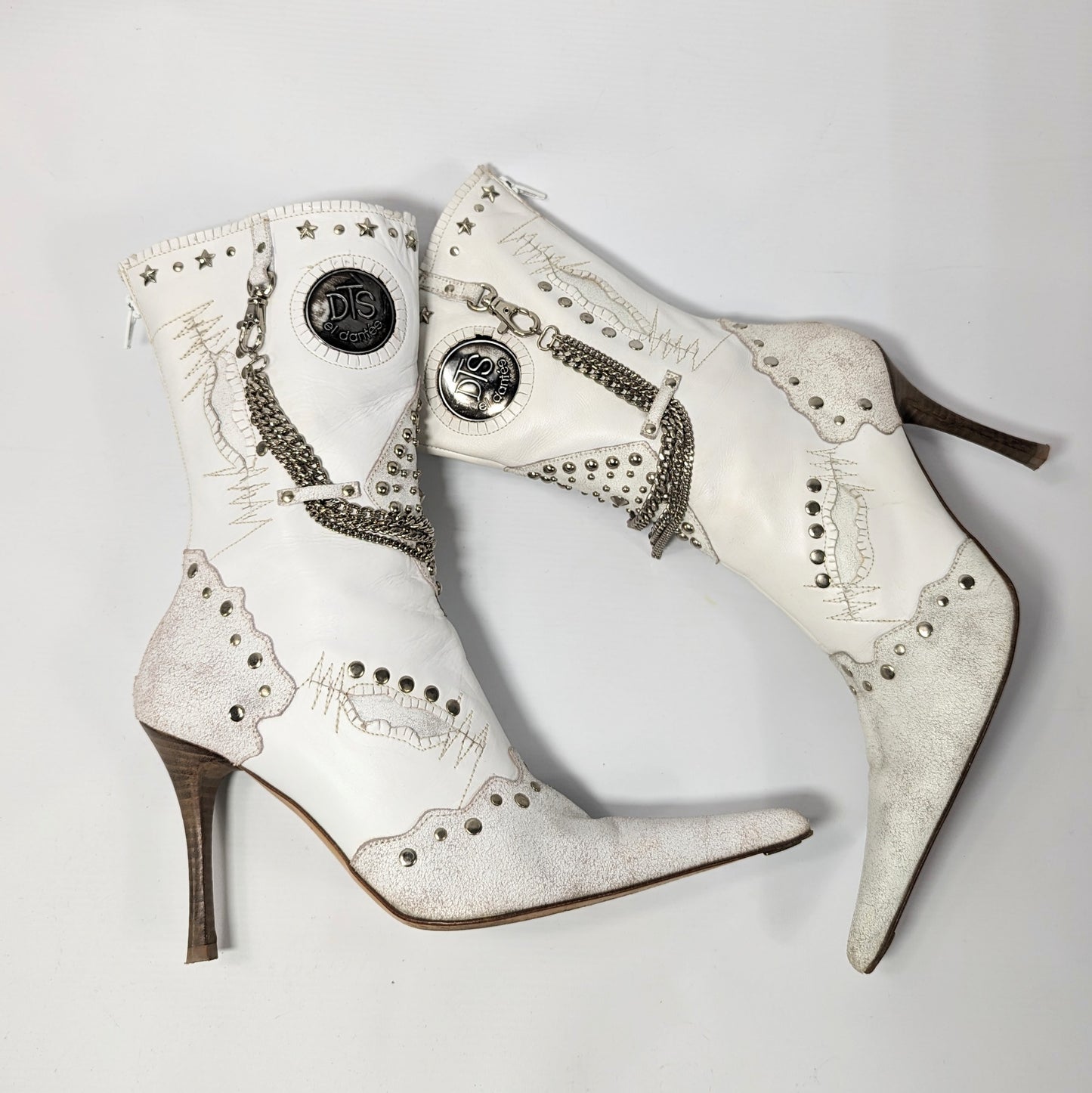 El Dantes white ankle boots decorated with studs and chains - EU41|UK8|US10