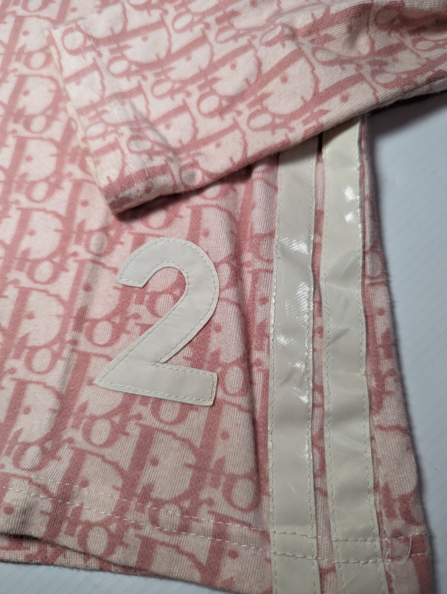 T-shirt Dior par Galliano monogramme rose - Diorissimo S/S2002