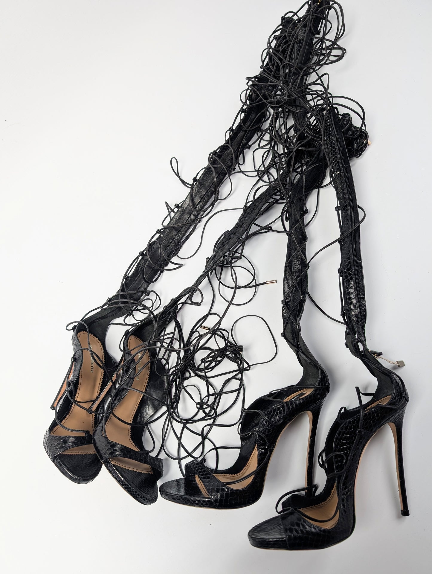 Dsquared2 Black High Top Lace Up Sandals - EU39|UK6|US8