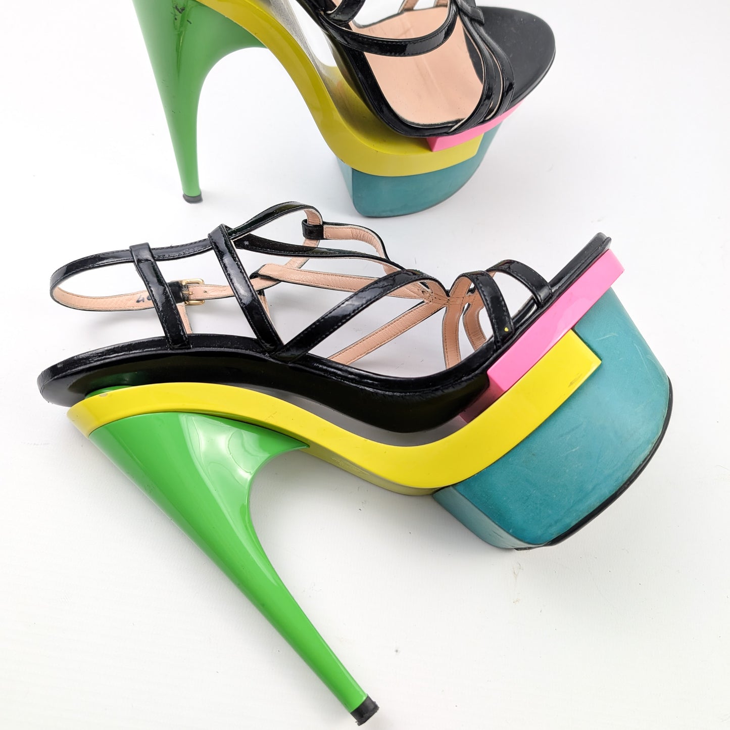 Versace S/S 2010 Sandals - EU40|7UK|9US