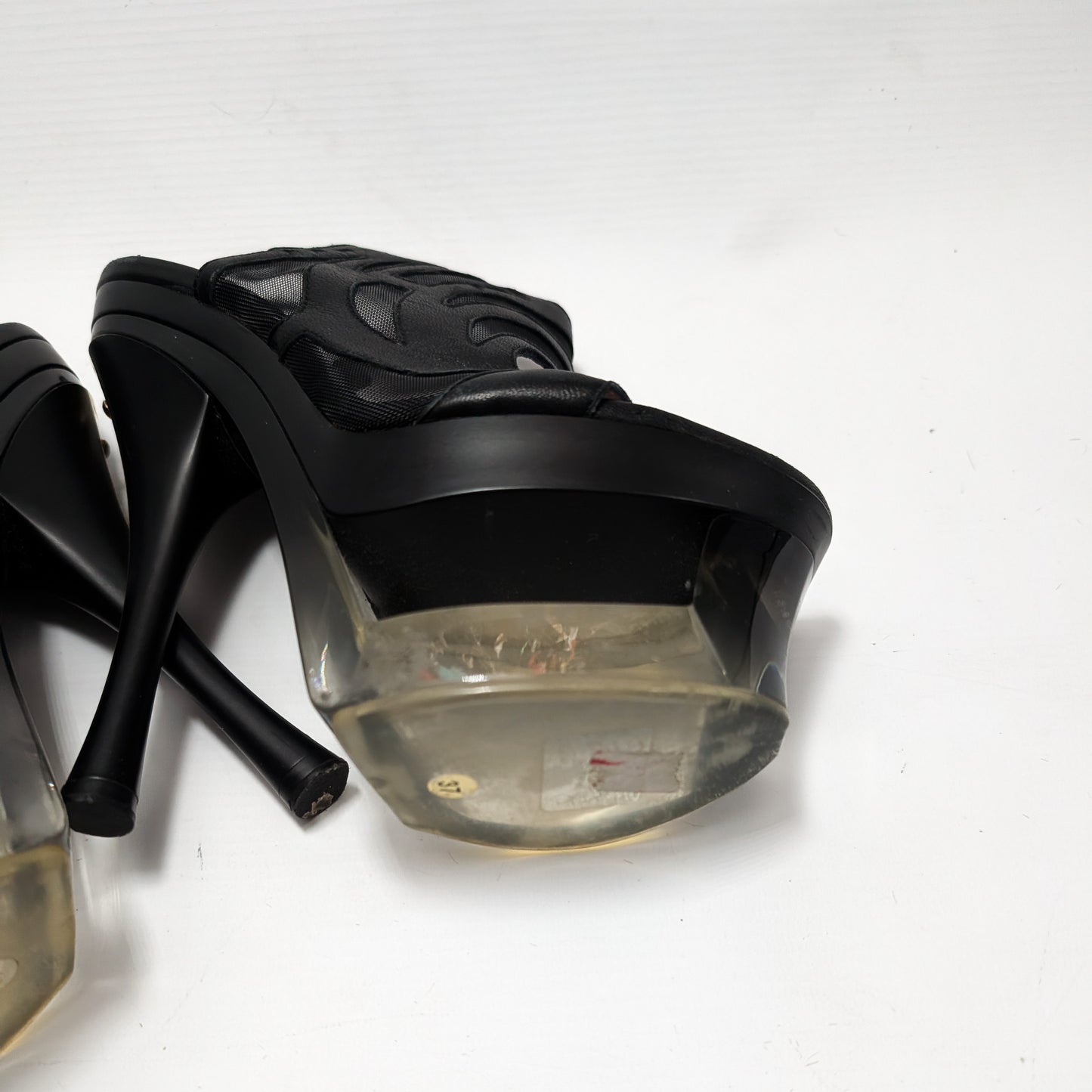 Versace Sandals Spring/Summer 2012 - EU37|4UK|6US