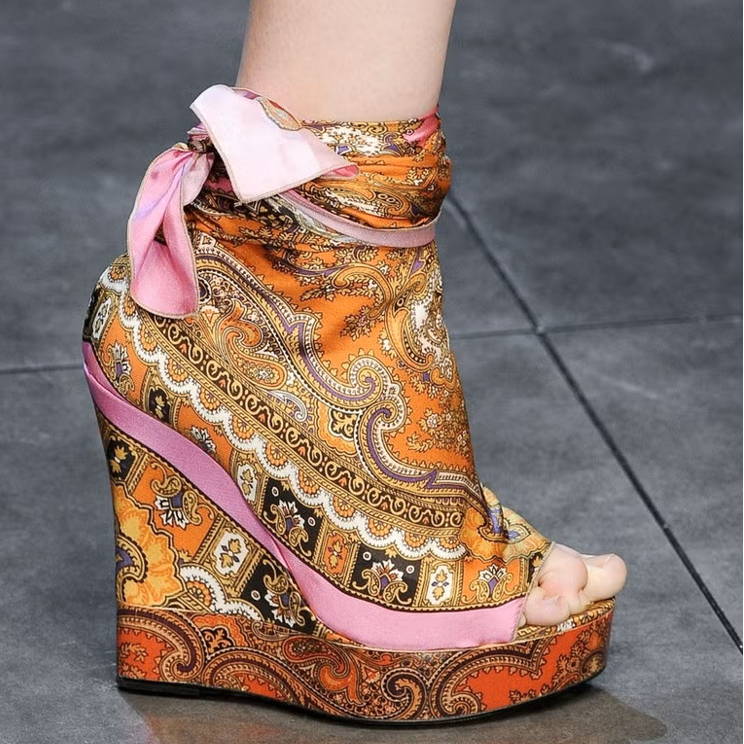 Dolce & Gabbana S/S 2012 Scarf Sandals - EU35|UK2|US4 & EU36|UK3|US5 & EU37|UK4|US6
