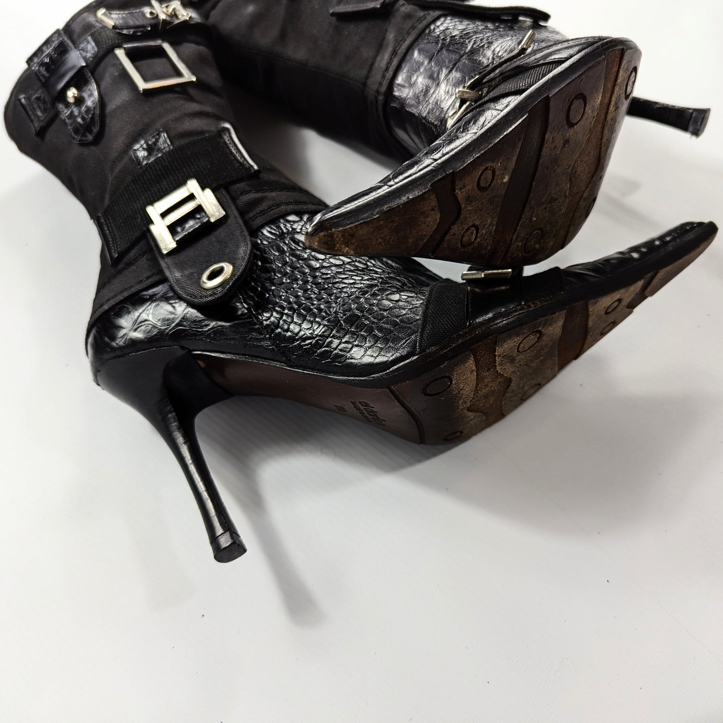 El Dantes black ankle boots decorated with metal details - EU38 | UK5 | US6.5