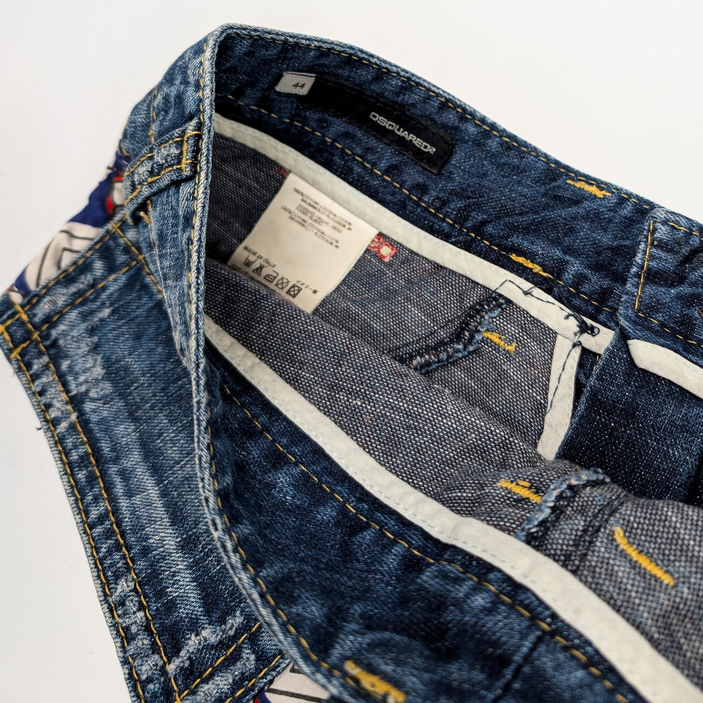 Dsquared2 Mini Shorts - M