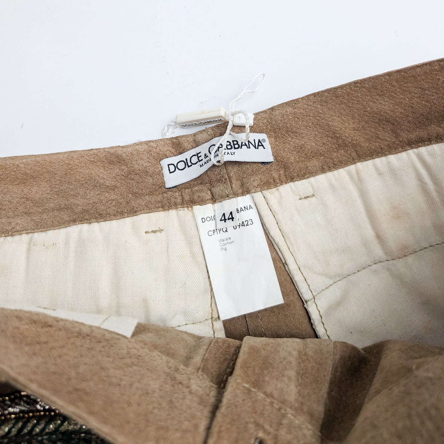 Dolce & Gabbana suede shorts - M