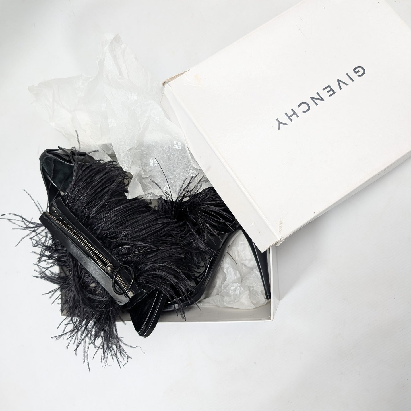 Givenchy by Riccardo Tisci "feather" sandals - EU39.5|UK6.5|US8.5