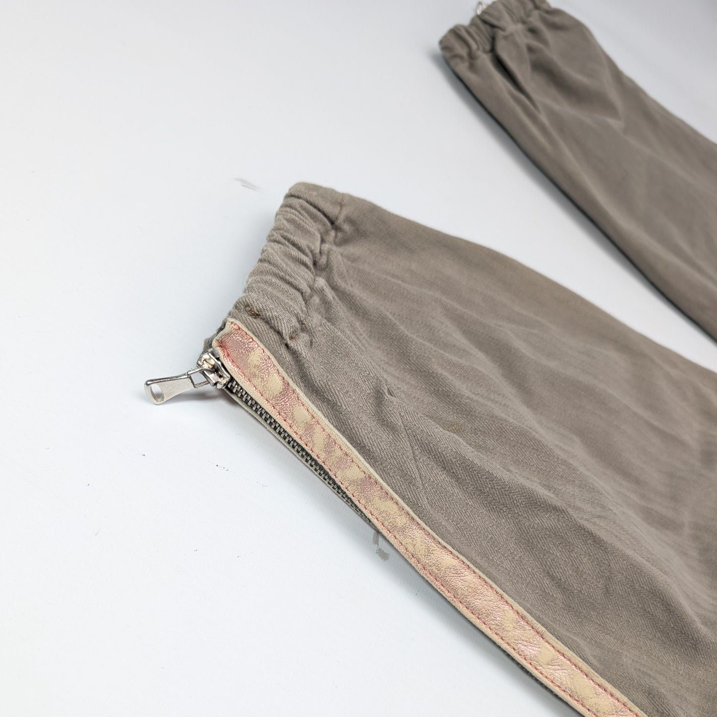 Dolce & Gabbana S/S 2003 Trousers - M