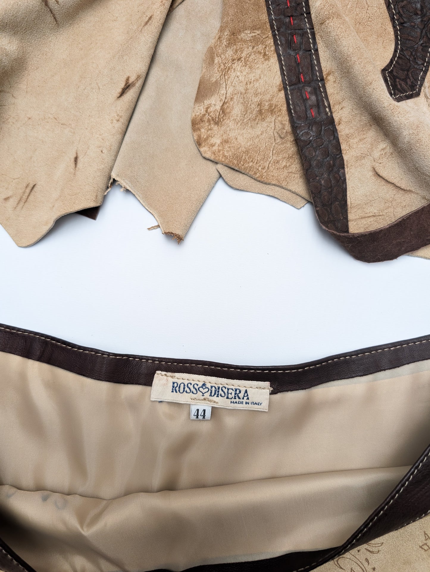 Suede skirt and jacket set - L