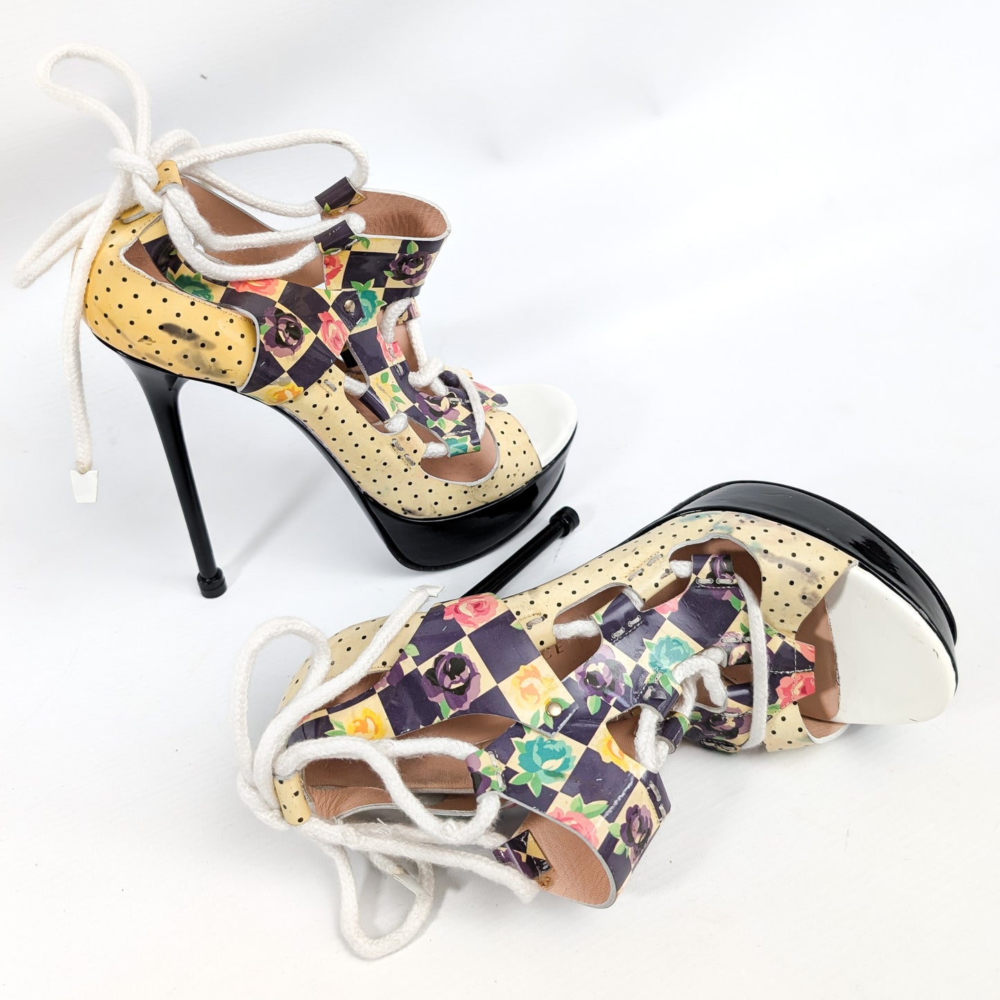 Versace S/S 2011 Open-Toe Sandals - EU40|7UK|9US