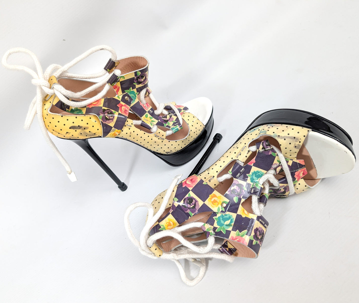 Versace S/S 2011 Open-Toe Sandals - EU40|7UK|9US