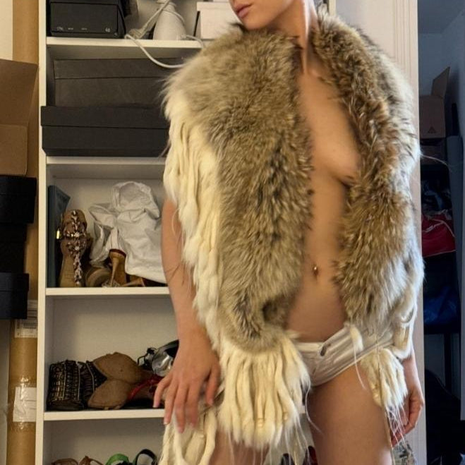 Vintage fur backless top