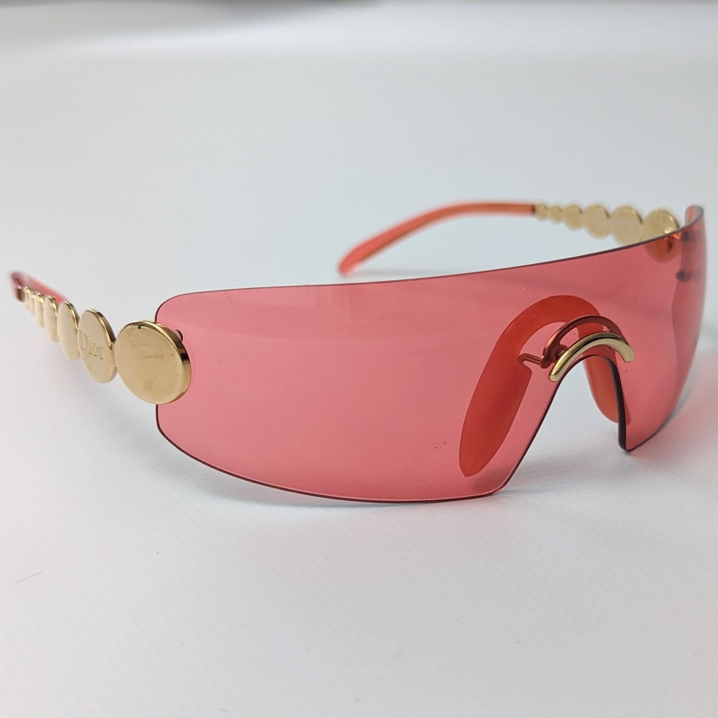 Pink “delirium” sunglasses