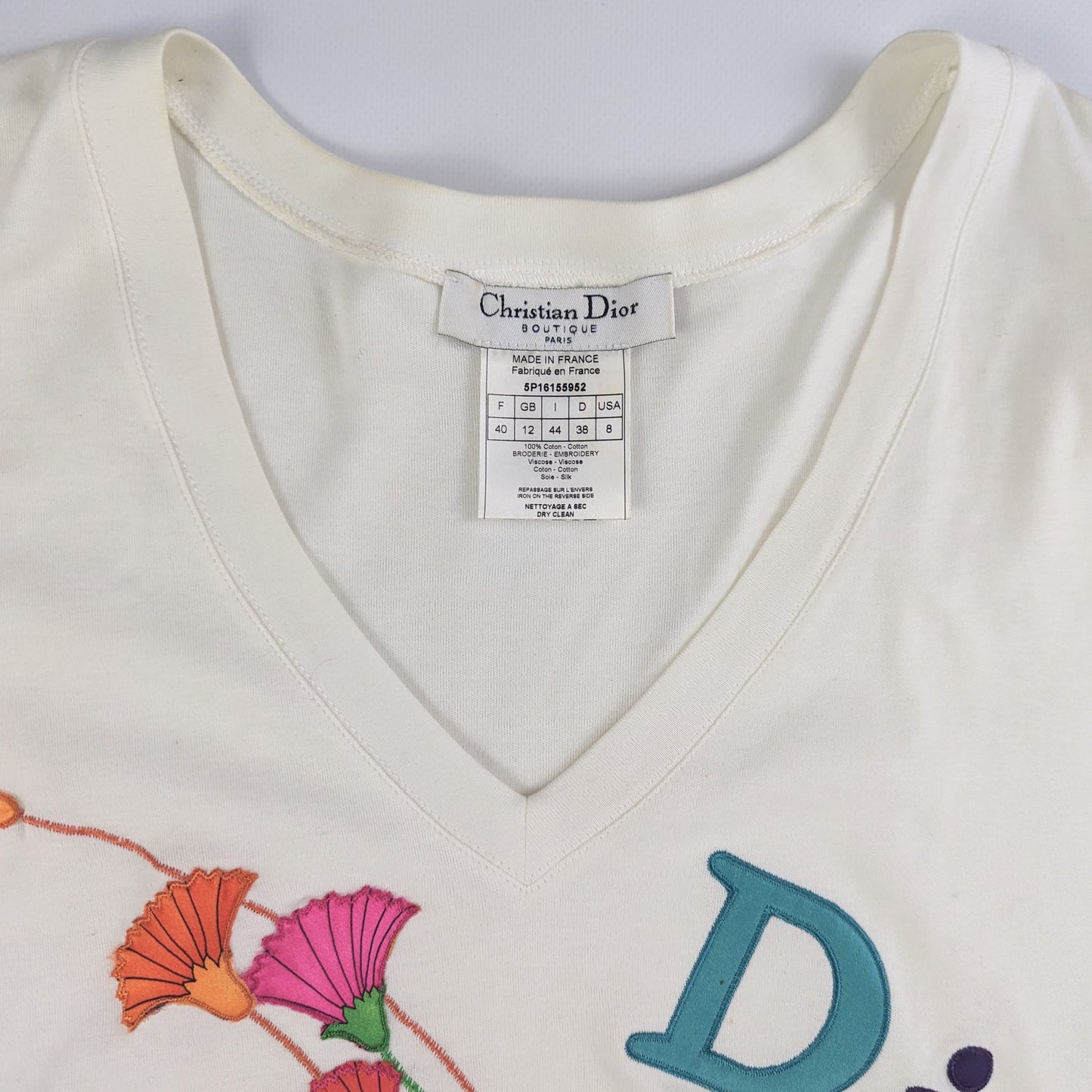 Dior embroidered V-neck t-shirt by Galliano - M/L